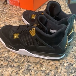 jordan 4 retro royalty